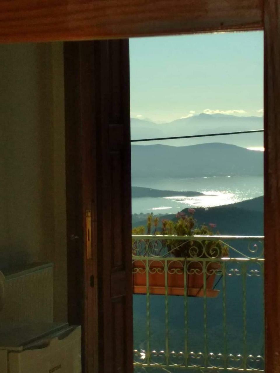 Sun View Guesthouse Delphi Ngoại thất bức ảnh